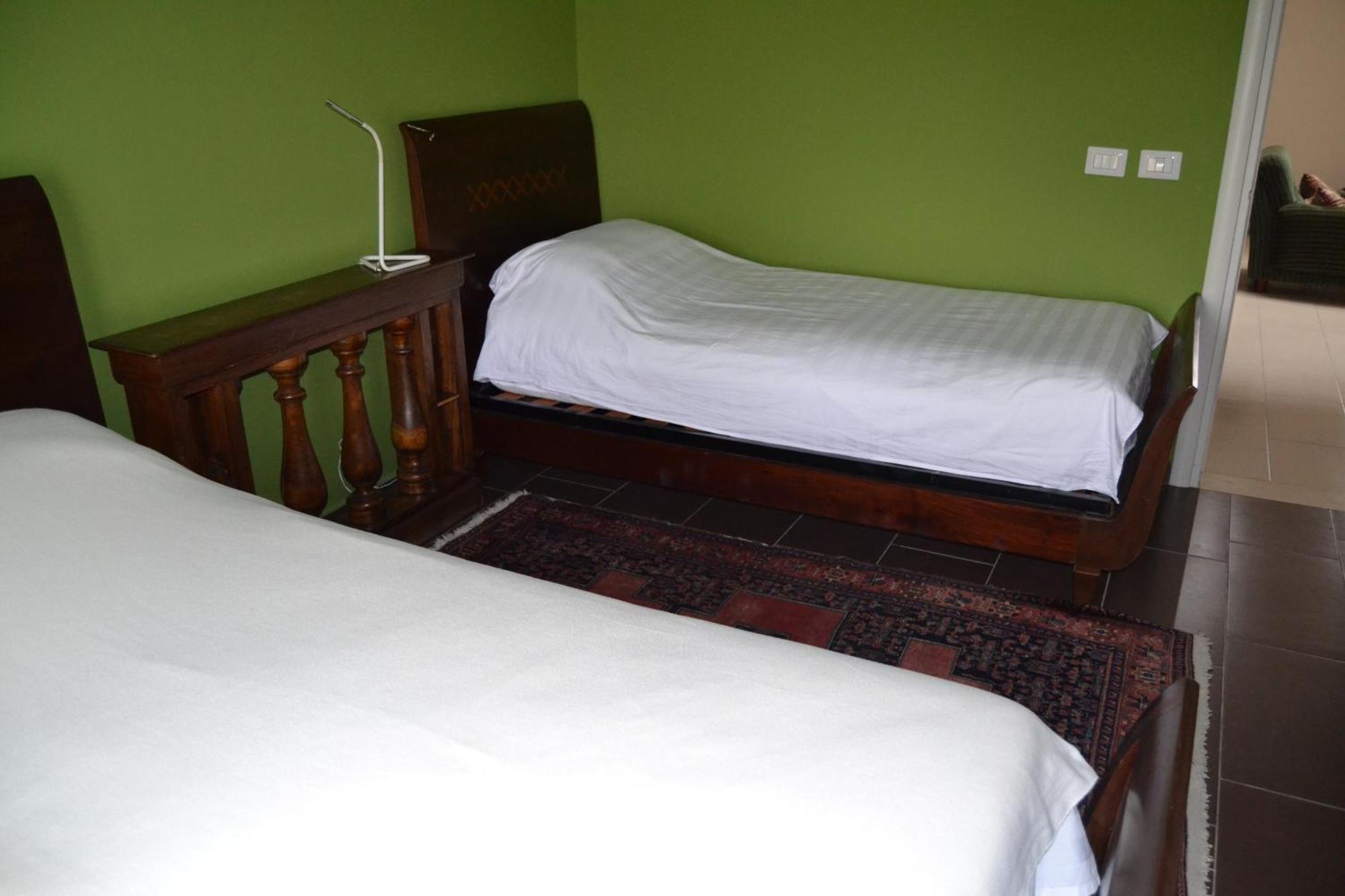 Kodra E Godenve Hotel Vile-Ballaj Екстериор снимка